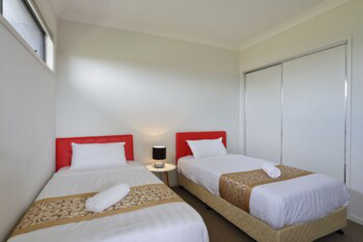 Room 17 of 23