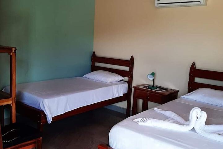 Room 2 of 22