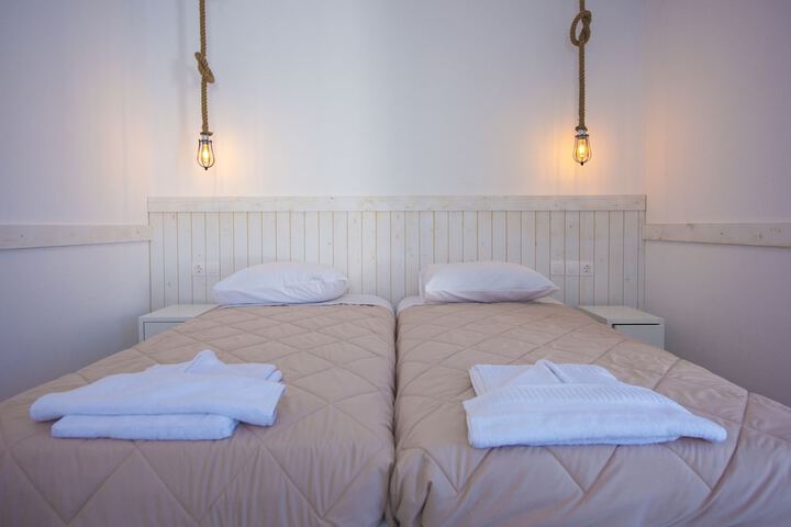 Room 10 of 79