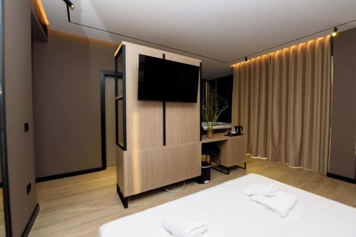 Room 29 of 50