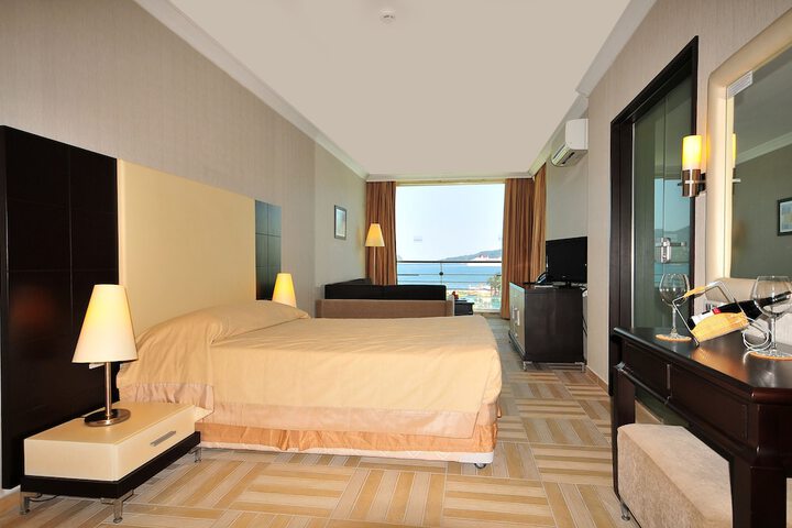 Room 12 of 54