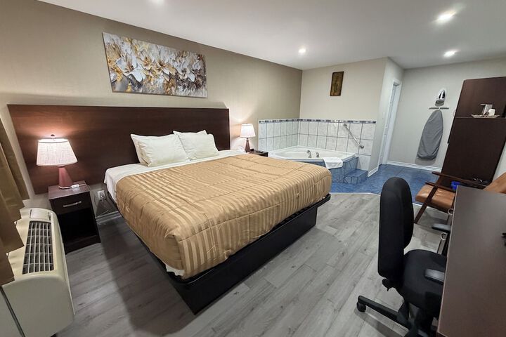 Room 21 of 53