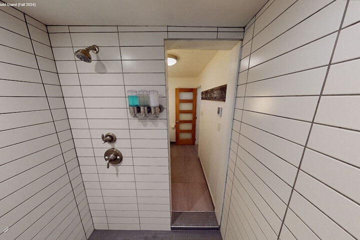 Room 22 of 33