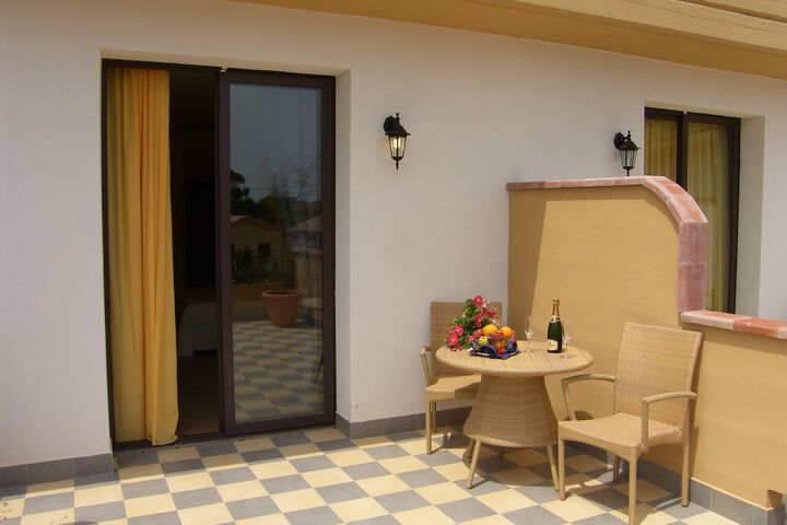 Terrace/Patio 8 of 45