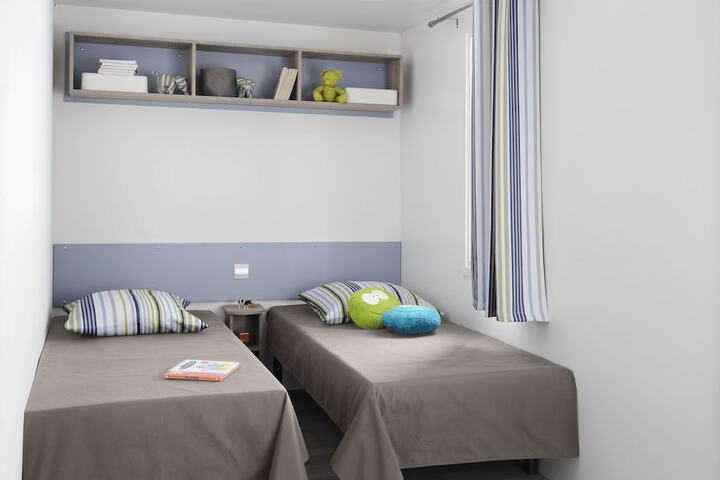 Room 3 of 36