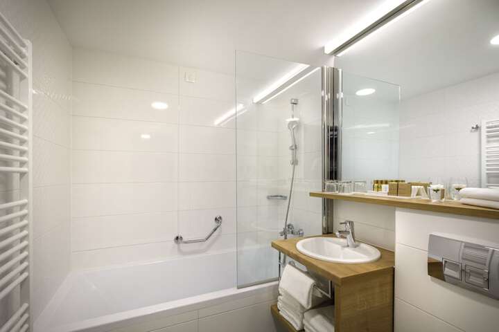 Bath Photo