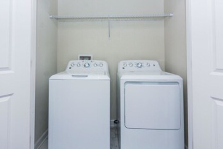 Laundry 25 of 73