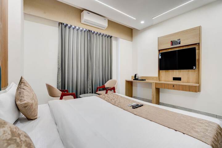 Room 16 of 25