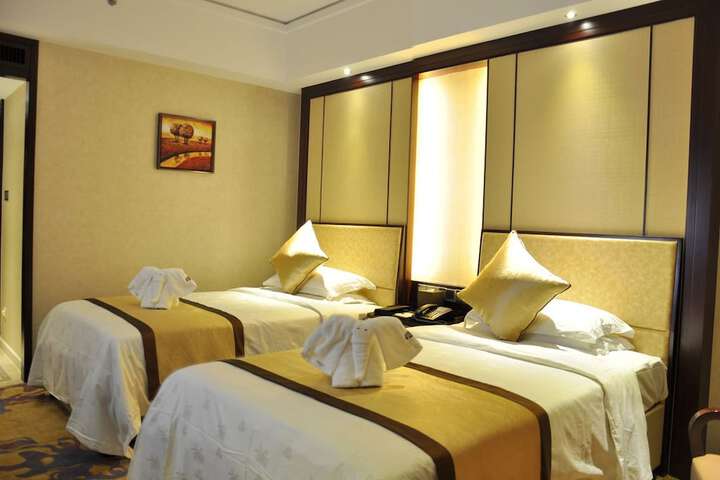Room 5 of 22