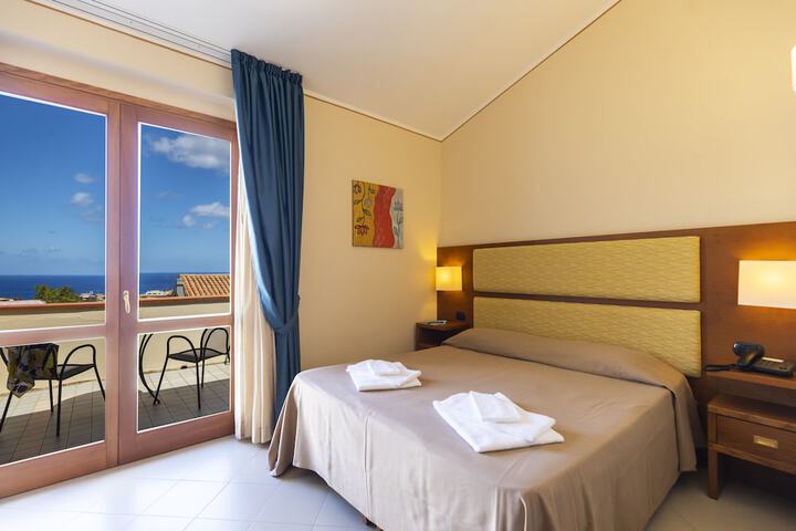 Room 20 of 71