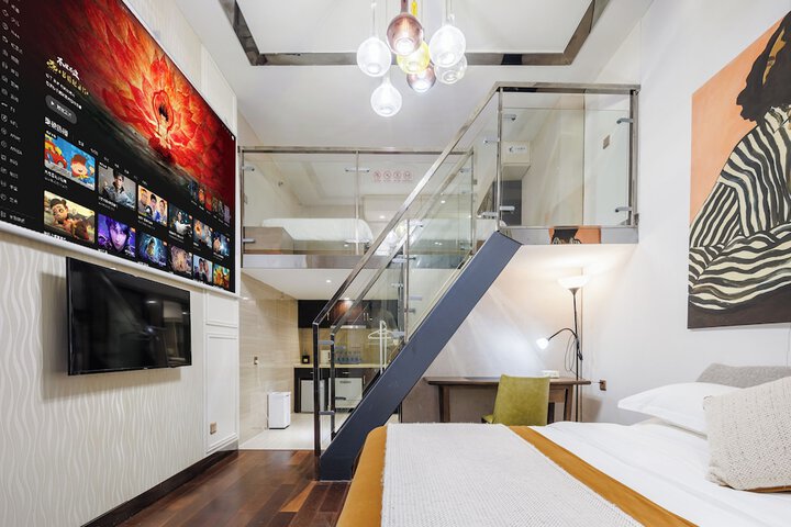 Room 90 of 140