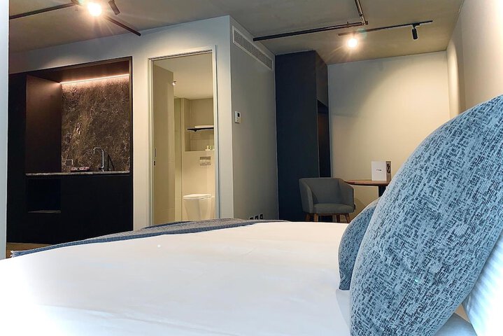 Room 10 of 44