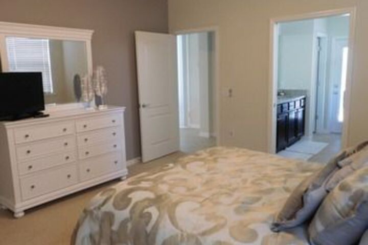 Room 28 of 48