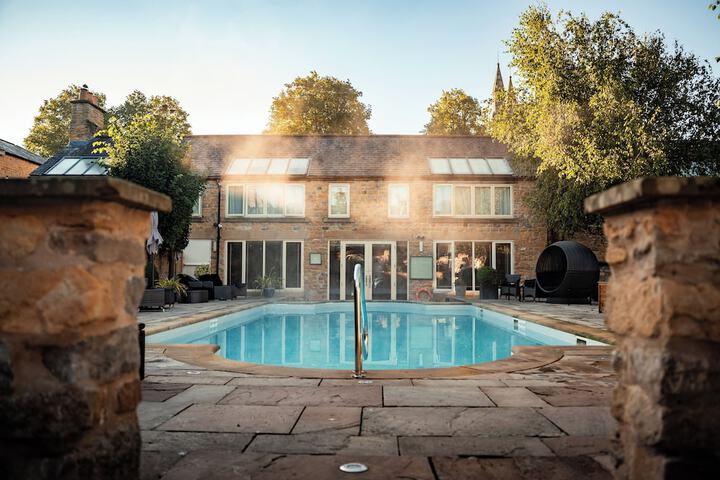 Pool 36 of 74