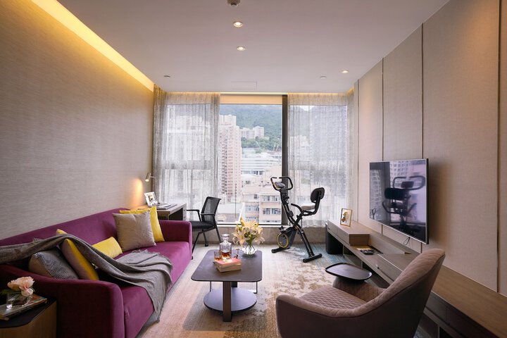 Room 27 of 60