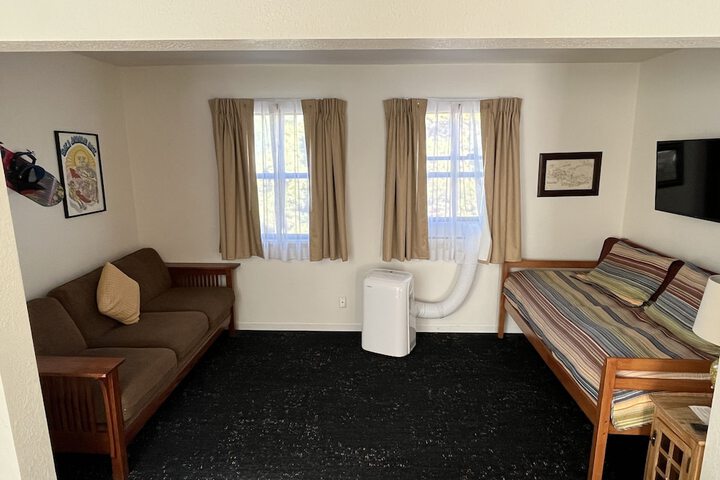 Room 76 of 133