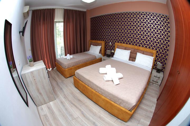 Room 15 of 86
