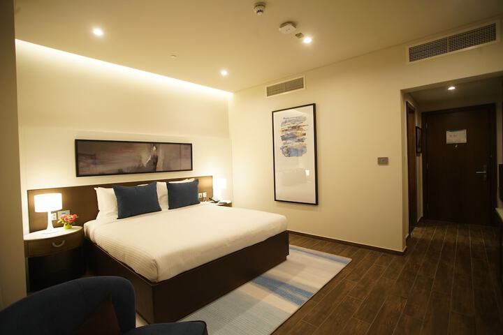 Room 10 of 54