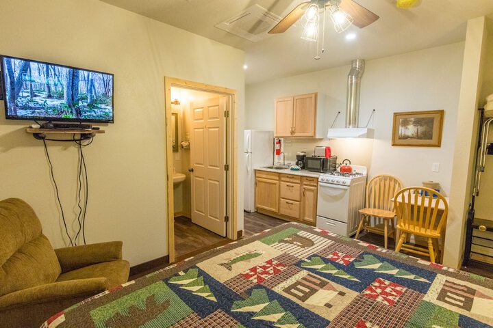 Room 17 of 49