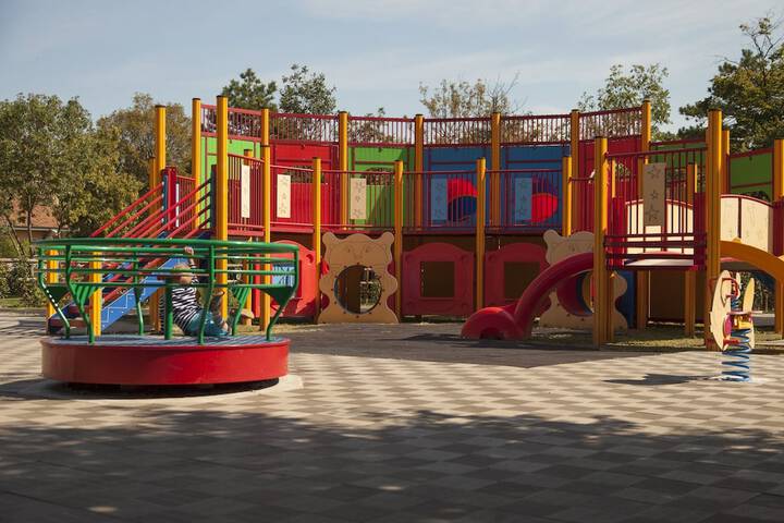 Children's play area - outdoor
