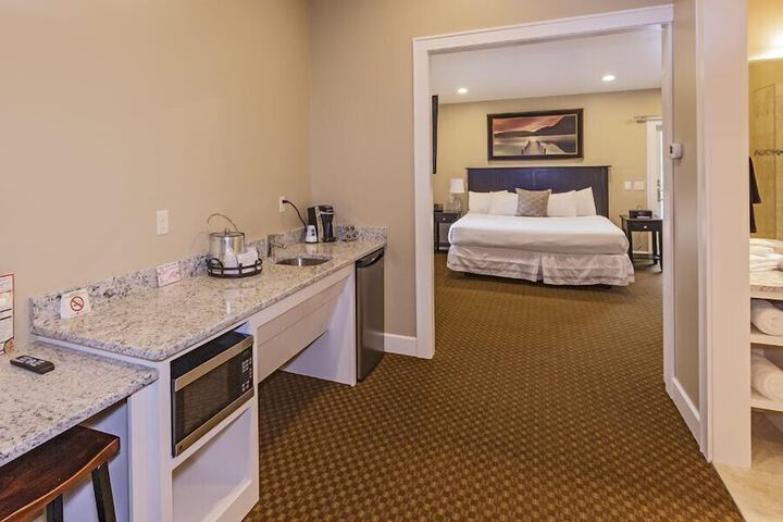 Private kitchenette