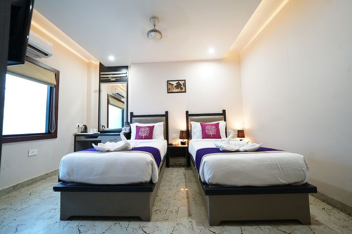 Room 20 of 100