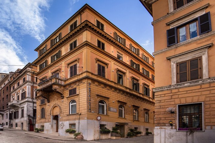 Hotel 64 of 65