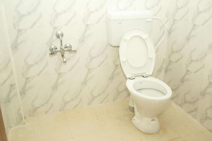 Room 10 of 10