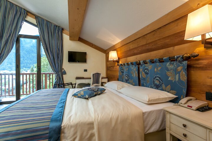 Room 20 of 48