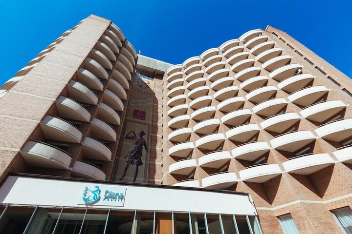 Hotel 58 of 58