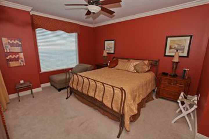 Room 18 of 46