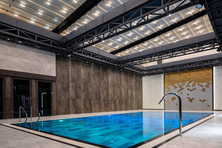 Pool 58 of 114