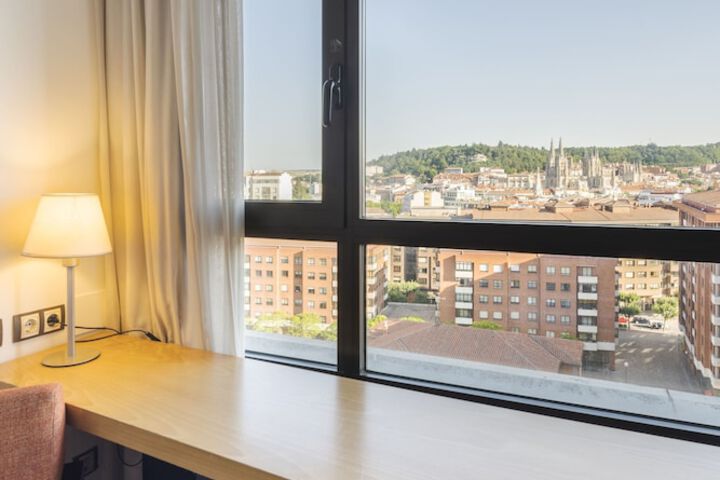 Room 50 of 92