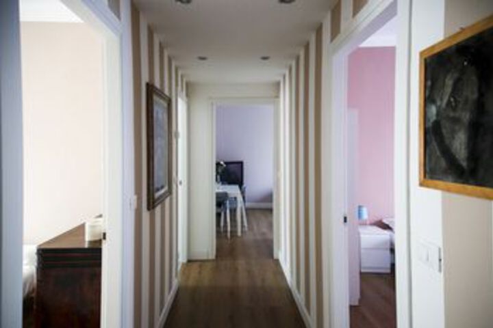 Room 9 of 29