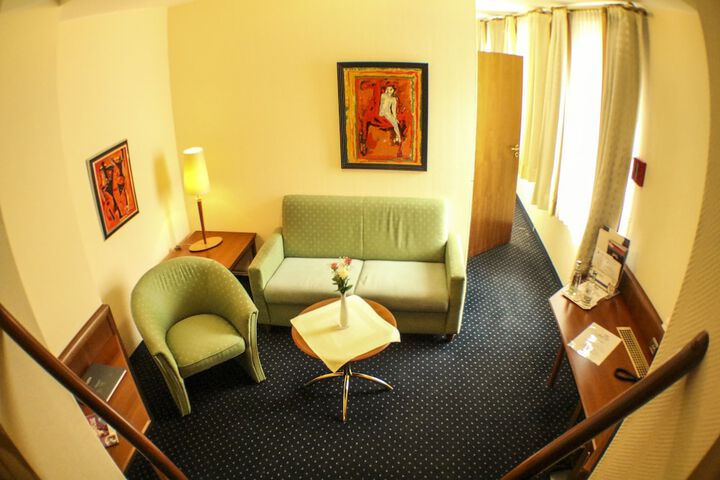 Room 20 of 81