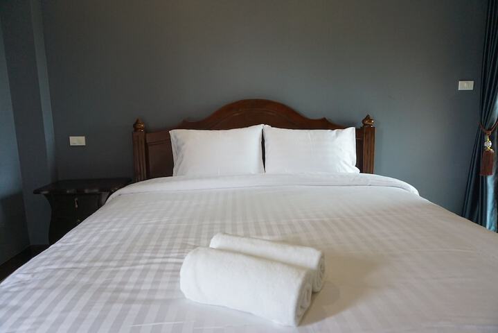 Room 16 of 88
