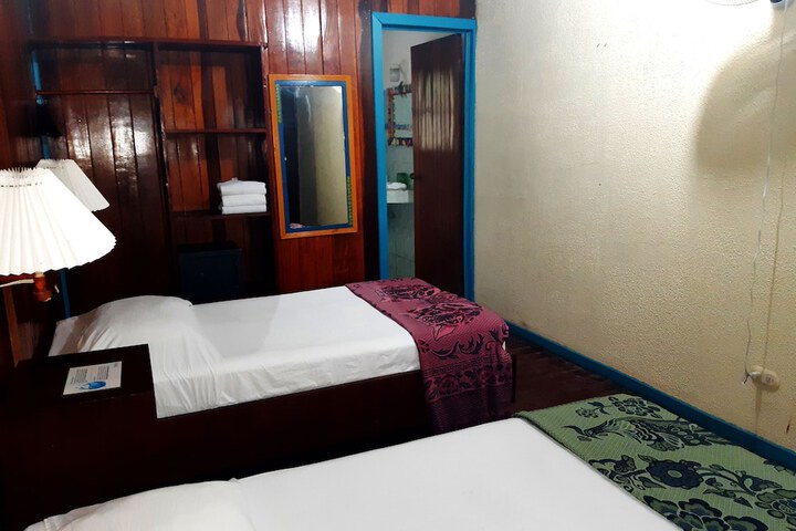 Room 10 of 87