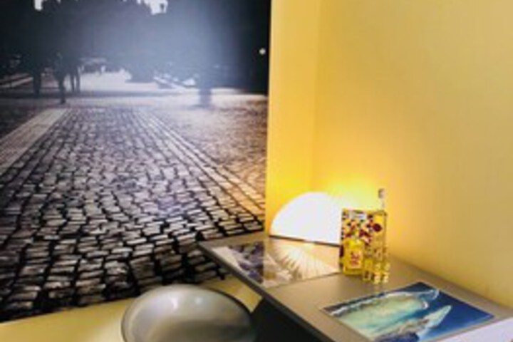 Room 71 of 83