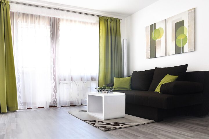 Room 14 of 21