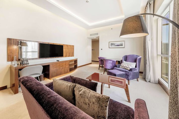 Room 50 of 277