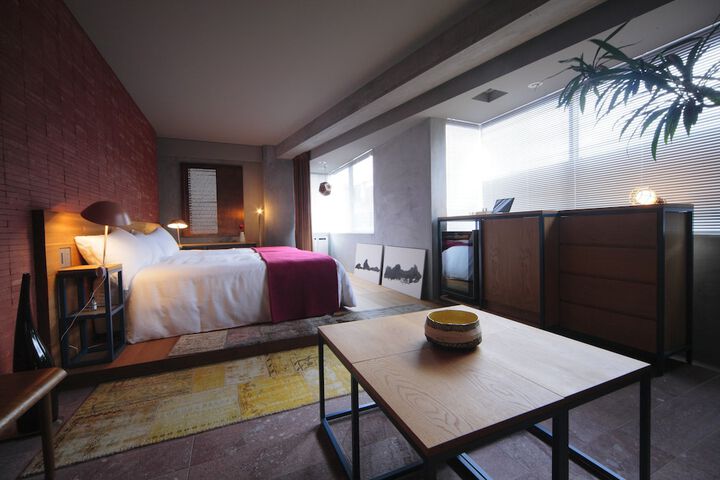 Room 5 of 31