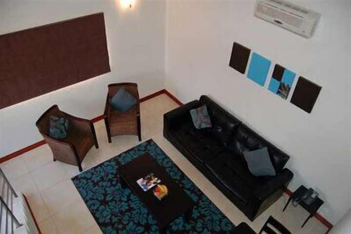 Room 9 of 27
