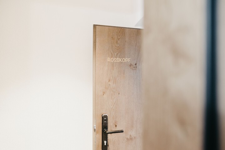 Room 4 of 21