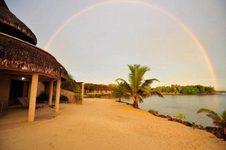 SURFSIDE VANUATU