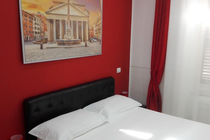 Room 5 of 32