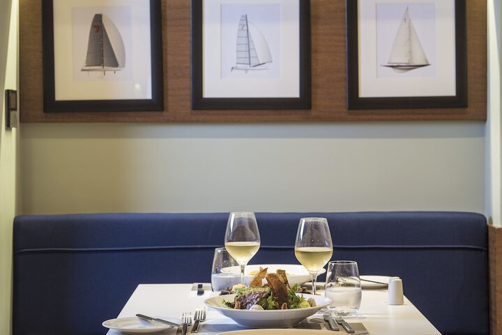 Dining 23 of 46