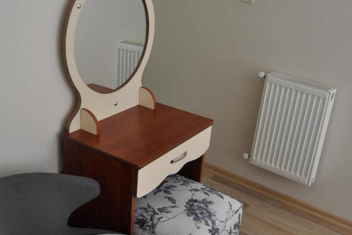 Room 7 of 29