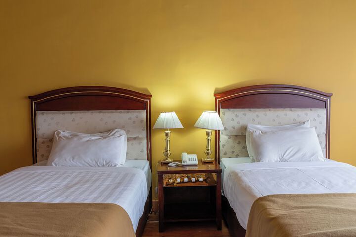 Room 30 of 140