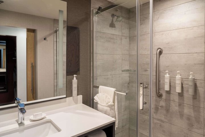 Bathroom shower
