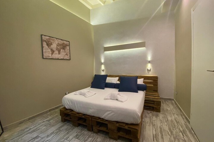 Room 15 of 50